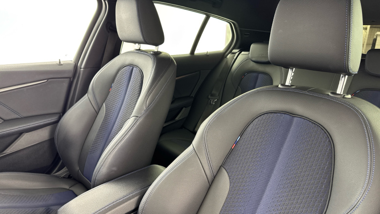 BMW 1 Series 118i [136] M Sport 5dr [Live Cockpit Professional] Petrol Hatchback